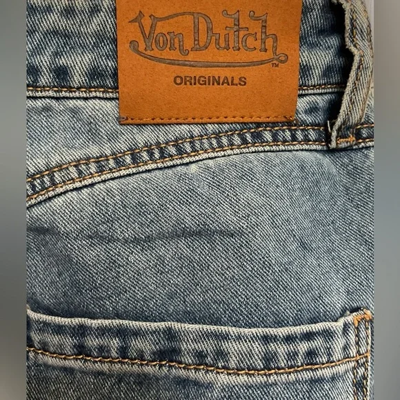 Von Dutch Wide Leg Dark Blue Denim Logo Patch Jeans RARE!! New with tags!! - Picture 6 of 10